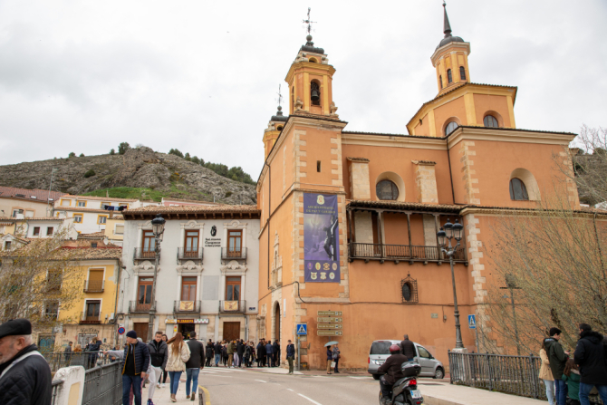 Resignación y unidad entre los hermanos de la suspendida Paz y Caridad