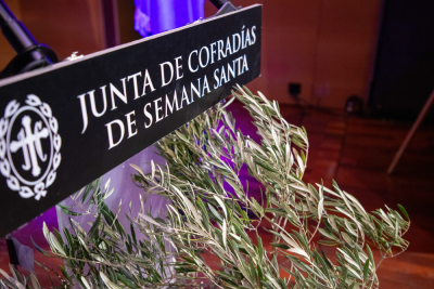 Julián Recuenco abre la Semana Santa 2024 con un Pregón uno y trino, narrado desde la perspectiva del historiador, el nazareno y el cristiano