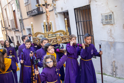 Cuenca disfruta de la Procesión Infantil más multitudinaria de su historia en una radiante mañana de sol
