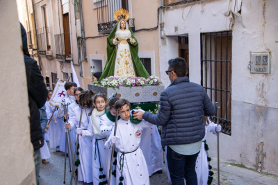 Cuenca disfruta de la Procesión Infantil más multitudinaria de su historia en una radiante mañana de sol