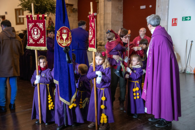 Cuenca disfruta de la Procesión Infantil más multitudinaria de su historia en una radiante mañana de sol