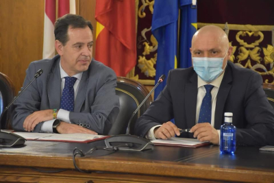 La Diputación y la Junta de Cofradías firman el convenio de colaboración para Semana Santa por valor de casi 50.000 euros