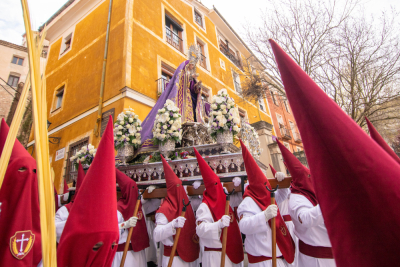 Y el Señor escuchó la plegaria de Cuenca e hizo brillar el sol para un radiante Hosanna