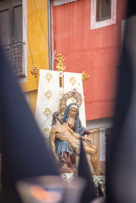 En el Calvario revela sus mil formas de hacer penitencia