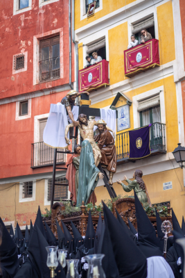 En el Calvario revela sus mil formas de hacer penitencia