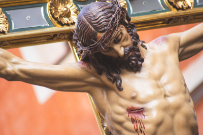 En el Calvario revela sus mil formas de hacer penitencia