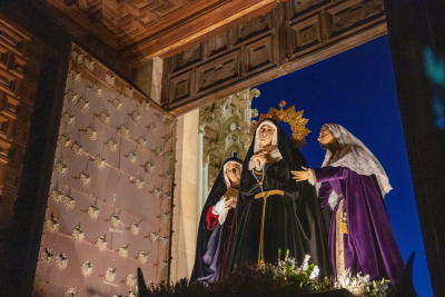 La tarde en que Cristo venció a la muerte y el Duelo, a su propia historia