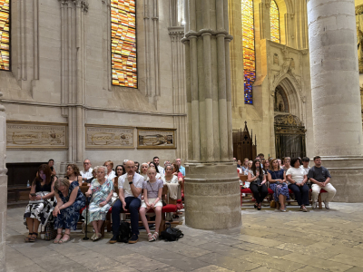 Unidad y fe colectiva en una radiante tarde de Corpus Christi 