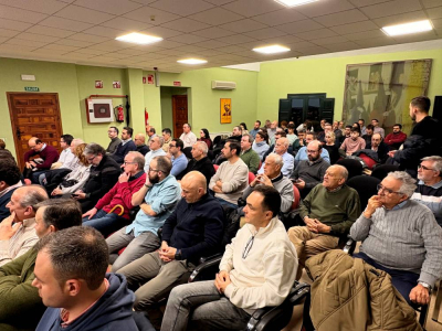 Más de un centenar de directivos de nuestras hermandades se forman en religiosidad, puesta en escena e impacto económico