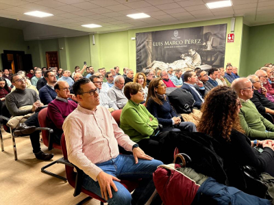 Más de un centenar de directivos de nuestras hermandades se forman en religiosidad, puesta en escena e impacto económico
