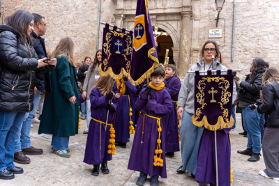 Cerca de mil niños desafían al frío en la Procesión Infantil y auguran un futuro brillante para nuestra Semana Santa