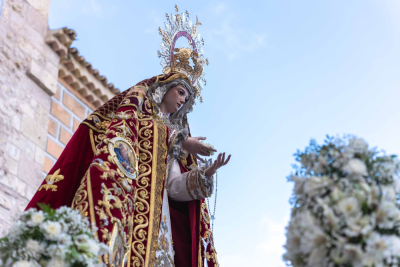 Cuenca reafirma su amor por Cristo y por su Semana Santa en un Hosanna en volandas por el vendaval