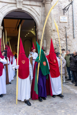 Cuenca reafirma su amor por Cristo y por su Semana Santa en un Hosanna en volandas por el vendaval