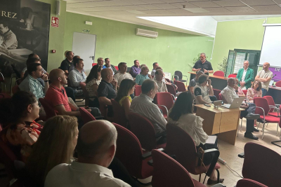 La Junta de Cofradías conoce el proyecto de remodelación integral de la zona centro