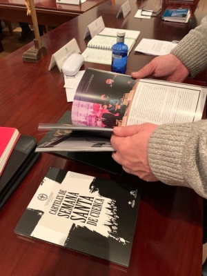 A la venta las Publicaciones Oficiales de la JdC para 2022, que incluyen una carpeta con todos los carteles