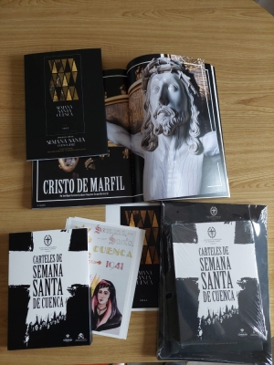 A la venta las Publicaciones Oficiales de la JdC para 2022, que incluyen una carpeta con todos los carteles