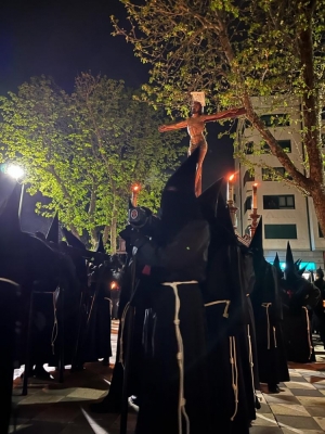 Lunes Santo con la sensación de las noches históricas de procesión