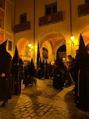 Lunes Santo con la sensación de las noches históricas de procesión