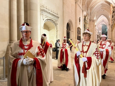 Solemnidad y silencio para un brillante Santo Entierro