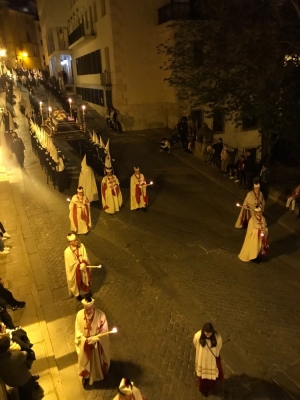 Solemnidad y silencio para un brillante Santo Entierro
